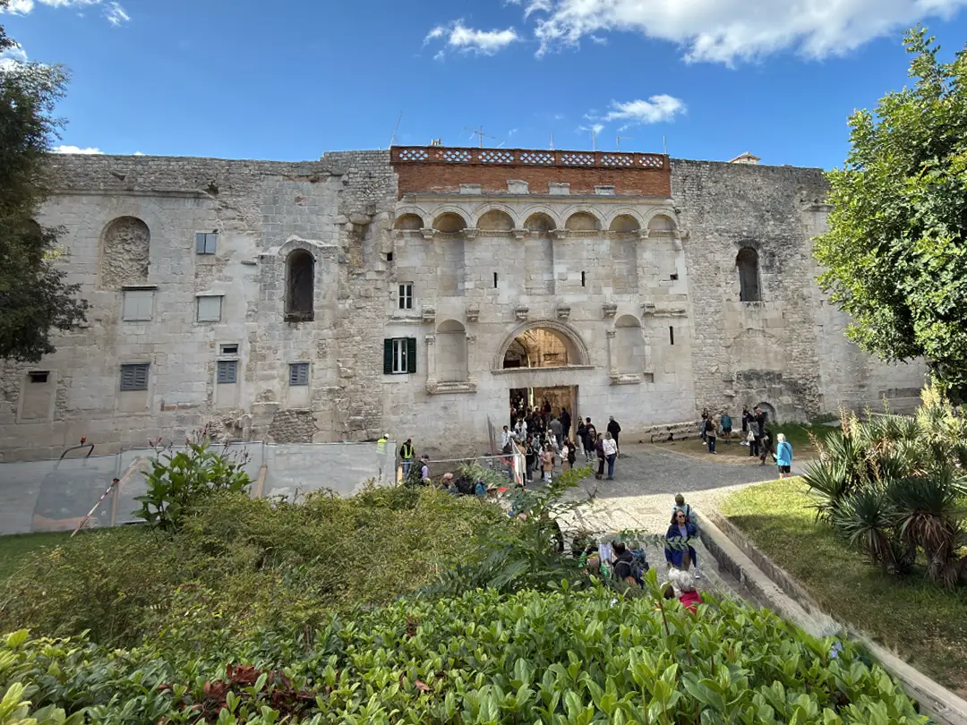 Wide photo of the Golden Gate Entrance at Diocletian's Palace