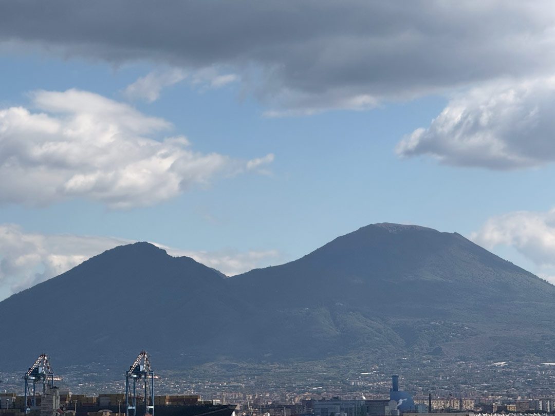 Mount Vesuvis Mount Vesuvius in the distance