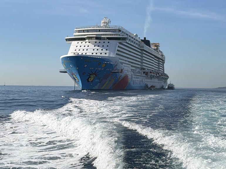 TenderfromShip Leaving the cruise ship on a tender boat.