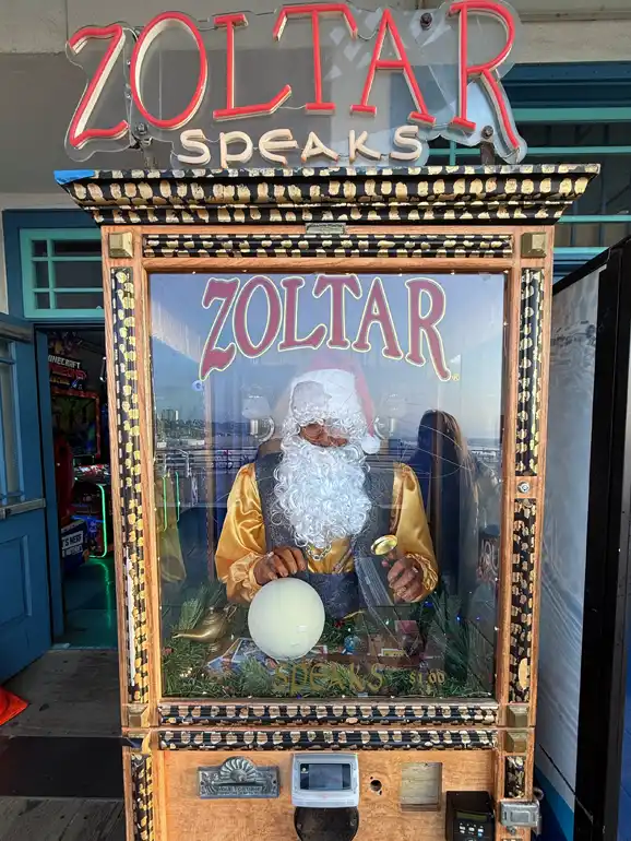 Zoltar Speaks Fortune telling machine